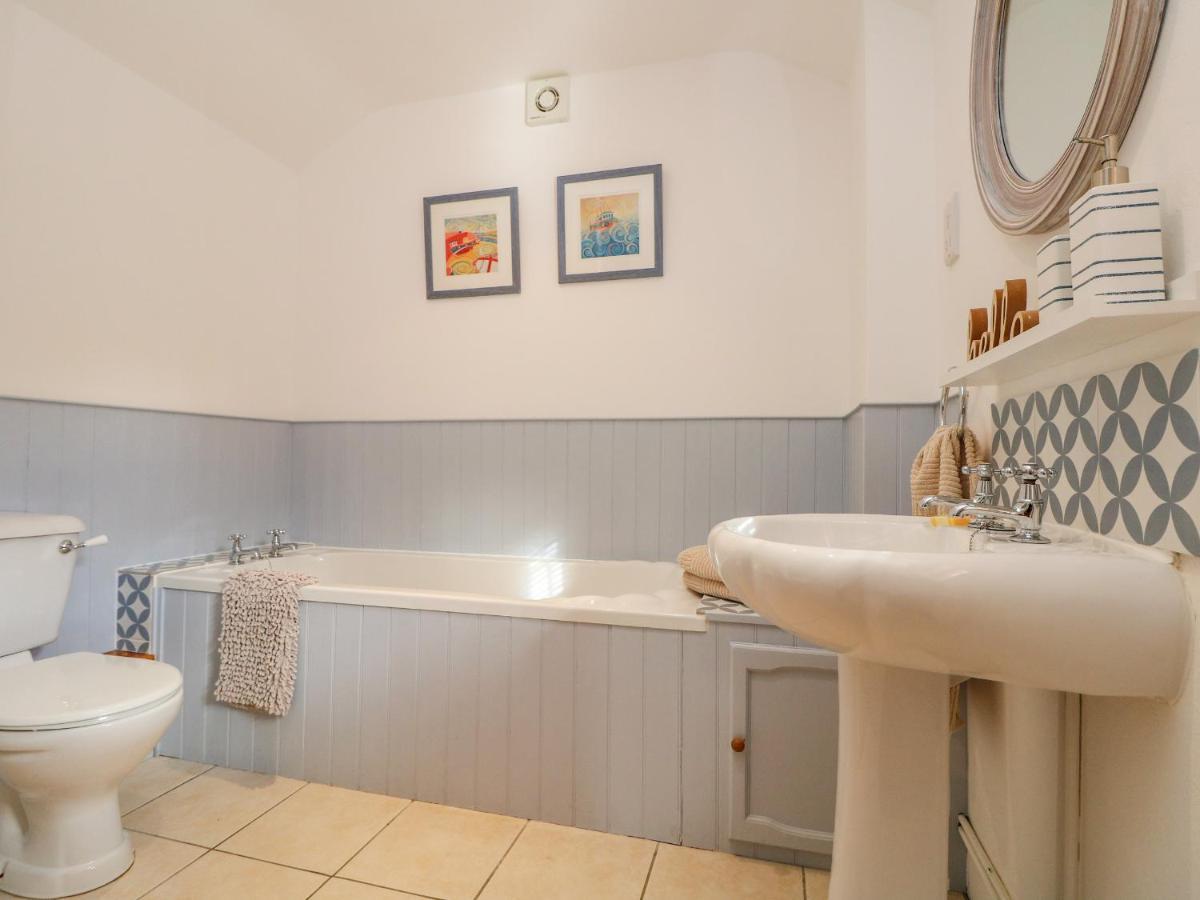 Pond Cottage トルーロー エクステリア 写真